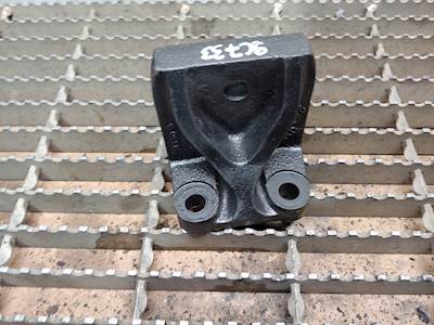1986 Caterpillar 3208T Diesel Engine Motor Mount From GMC Kodiak Part# 2077549