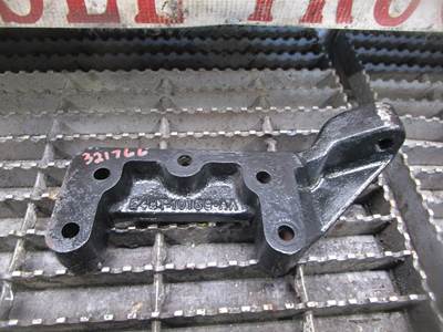 (GOOD USED) Caterpillar Diesel Engine Motor Mount Bracket in Ford Truck P# E4HT-10159-AA