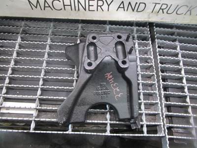 (GOOD USED) Cummins ISB Alternator Mounting Bracket OEM P#3959135, 3959132