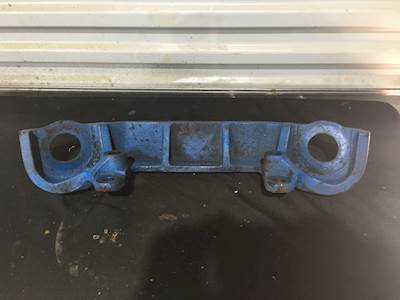 2002 International DT466E Engine Front Motor Mount Support Bracket P# 1878077C1