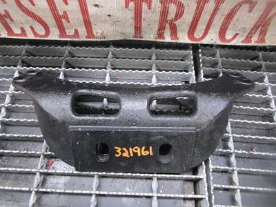 Mercedes-Benz OM904LA / OM924LA Diesel Engine Front Motor Support Mount Part# 01-26487