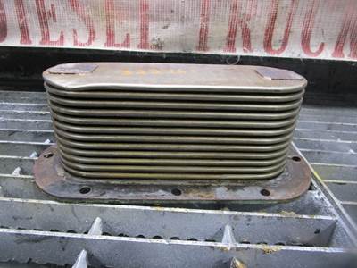 Good Used) Detroit 6-71 Diesel Engine Oil Cooler OEM-Part# 8514600 