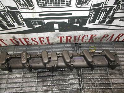 2004-2006 International DT466E (EGR) Diesel Engine High Pressure Oil Rail Part# 1832477C3, 1832479C3