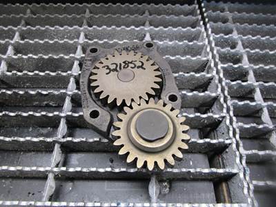 (GOOD USED) Cummins ISB 6.7L Diesel Engine Oil Pump PART# 3971544