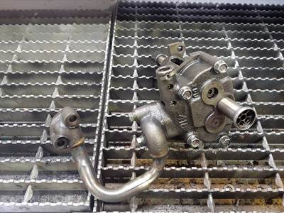 (GOOD USED) Isuzu 4BD2TC Engine Oil Pump OEM PART