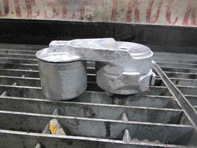 (GOOD USED) 2004-2006 Cummins ISX Diesel Engine Belt Tensioner Pulley Part# 3682946