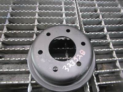 (GOOD USED) Genuine International Diesel Engine Fan Hub Pulley Part# 715C1