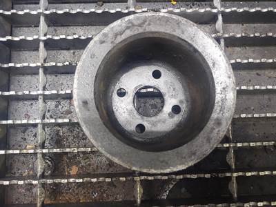 (GOOD USED) Isuzu 4BD2TC Fan Hub Pulley OEM PART