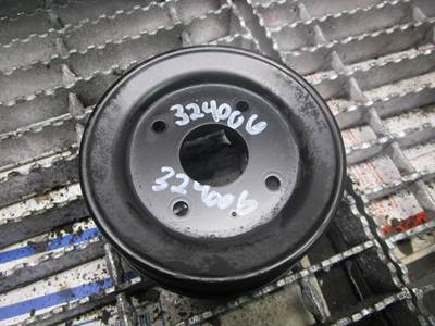 (GOOD USED) 2011 Isuzu 4JJ1 FAN PULLEY