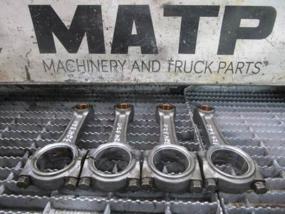 (GOOD USED) Mitsubishi 4M50 Engine Connecting Rod