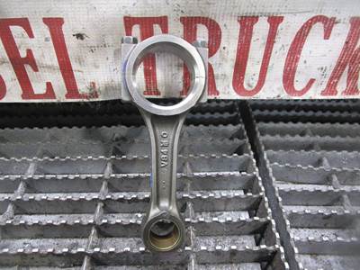 (GOOD USED) 2016 Thermo King TK488 Diesel Engine Connecting Rod OEM