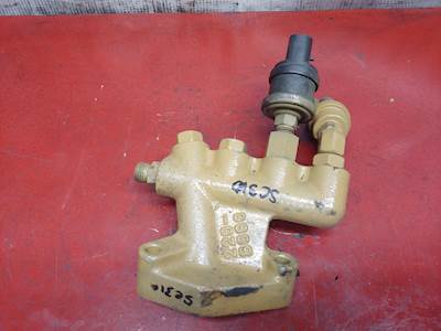 2004 Caterpillar C7 Diesel Engine Oil Manifold Pressure Sensor P# 226-8696