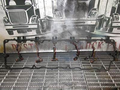 (Good Used Takeoff) Head Gasket & Injector Wire Harness for 2004-2006 International DT466E EGR Model Diesel Engine P# 1842380C95