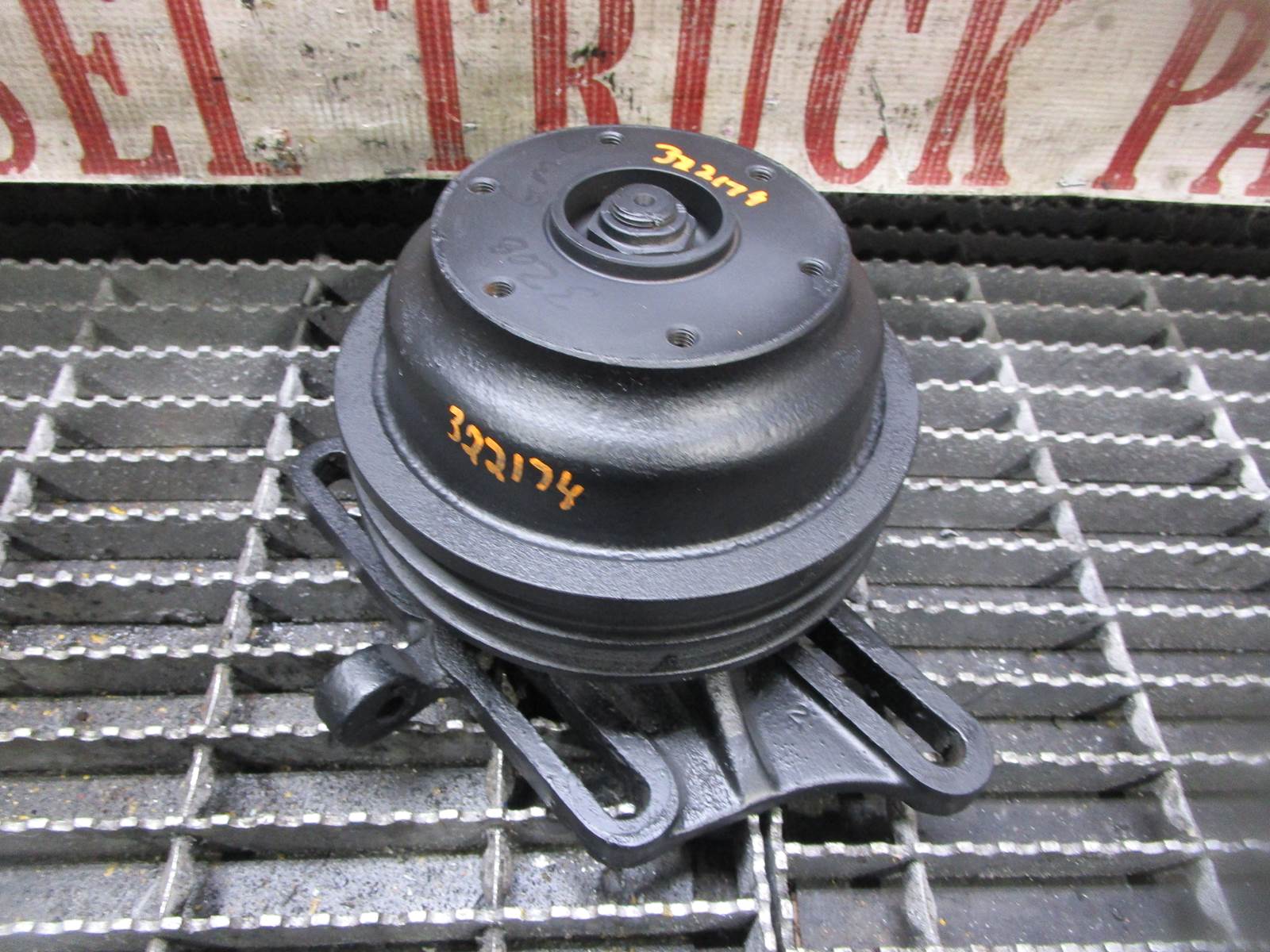 Cat 3208 Diesel Engine Fan Clutch for GMC Truck Application OEM For