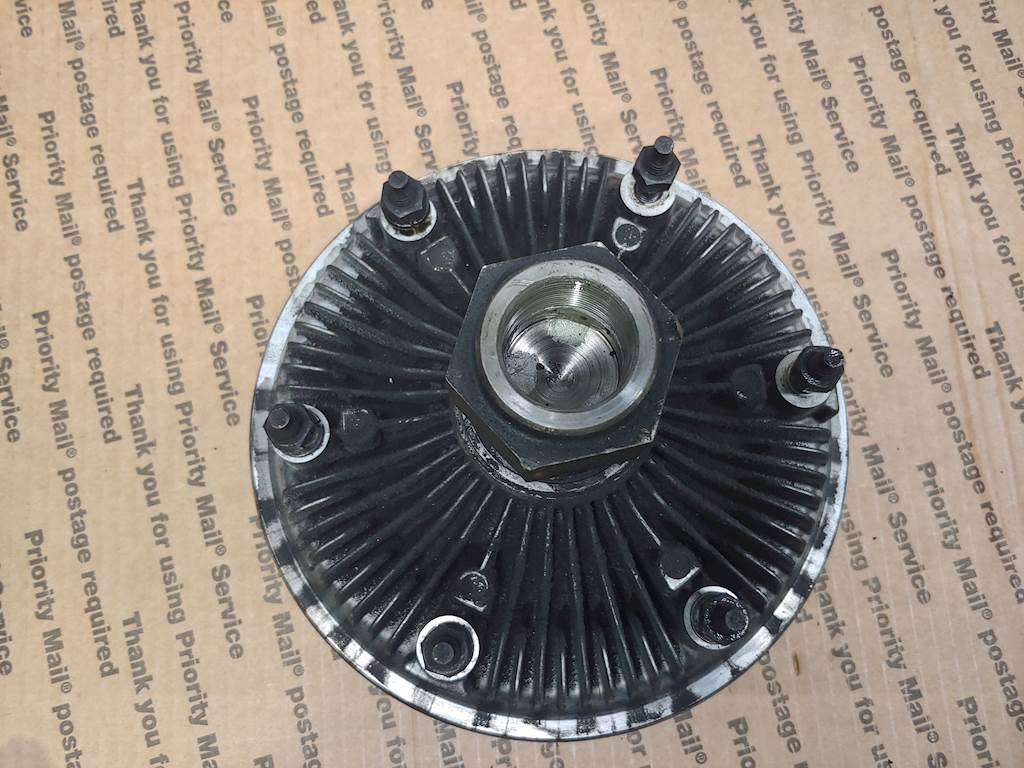 2000 international DT466E Diesel Engine Fan Clutch Part 2601975C1 For