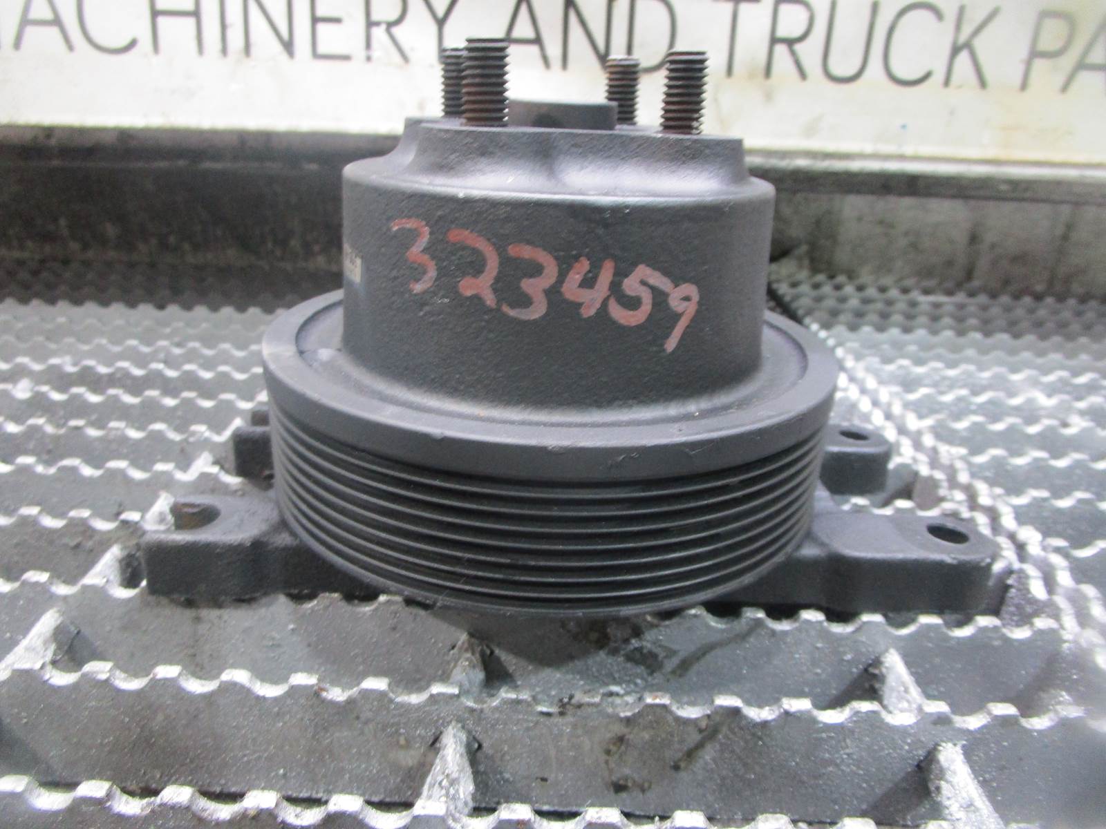 (GOOD USED) Caterpillar 3126 Diesel Engine Fan Clutch Hub Assembly, Part 601224 For Sale