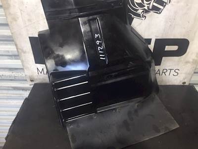 Mitsubishi Fuso F1C Fender Well