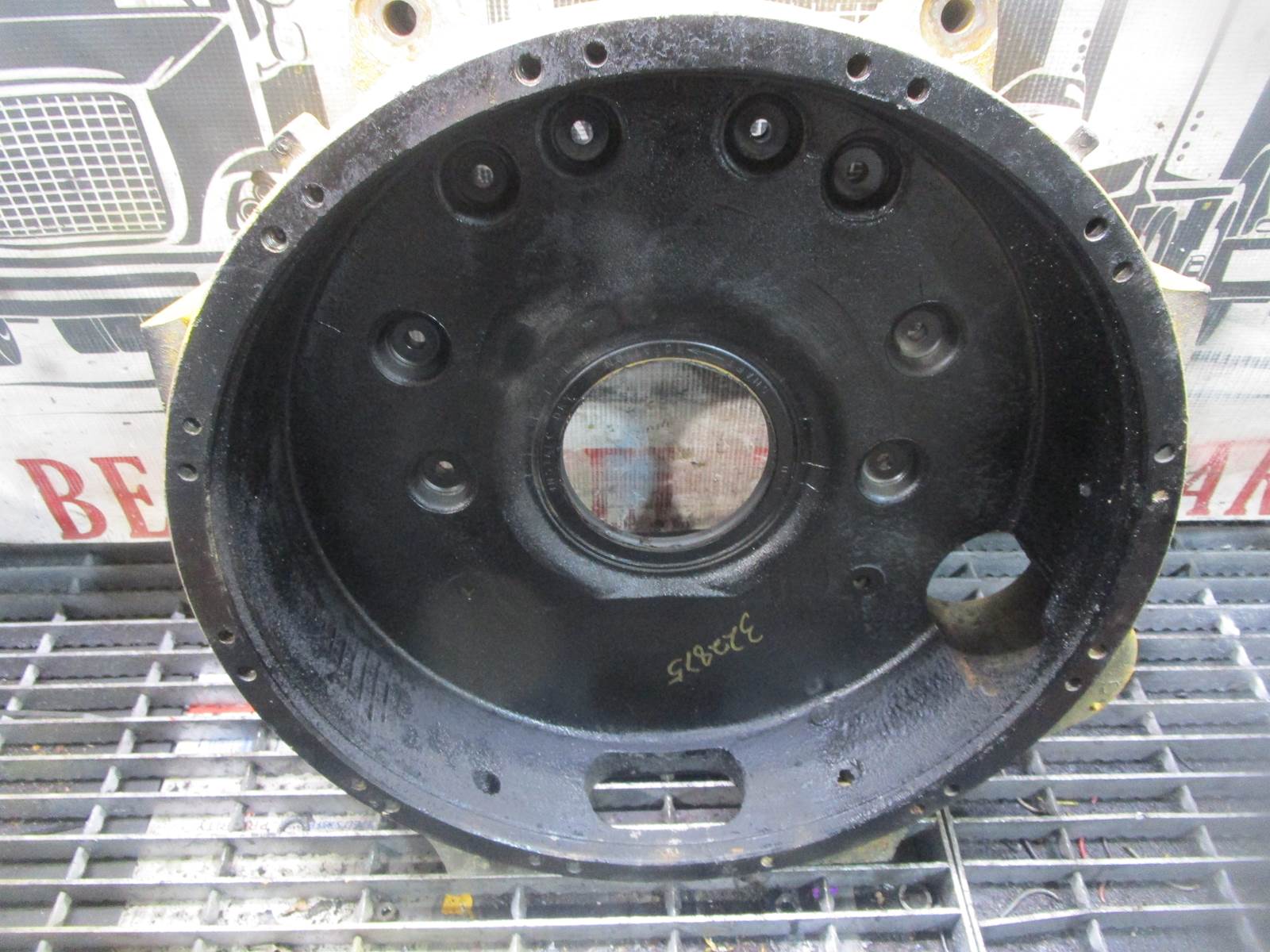 Caterpillar 3208 Diesel Engine Flywheel Housing / Bell Housing Part