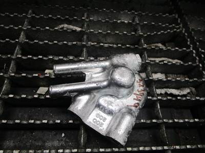 Mack Renault Fuel Filter Base (GOOD USED)