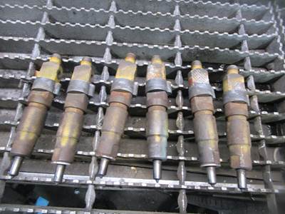 (GOOD USED) Deutz F6L912 Diesel Engine Fuel Injector OEM-Part# KBAL65S13/13