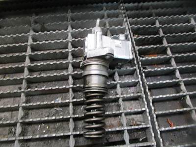 (GOOD USED) Mack E7 Diesel Engine Fuel Injector OEM-Part (SOLD INDIVIDUALLY)