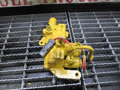 2007-2009 Caterpillar C7S Diesel Engine Fuel Line Manifold OEM-Part# 300-3395, 3003395