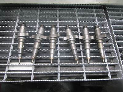 (GOOD USED) Cummins ISB 5.9L Diesel Engine Fuel Injector Part# 0986435503X