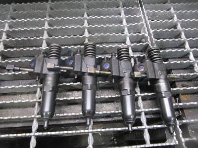 (GOOD USED) Detroit 6V92 Diesel Engine Fuel Injector (Sold Individually) Part# 3006556