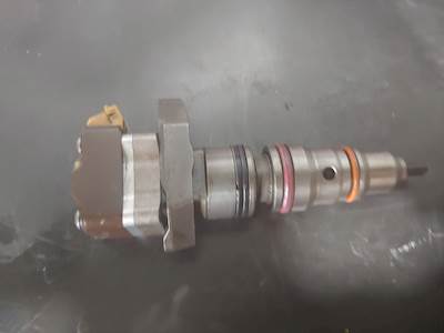 1996 Ford F250 Power Stroke 7.3L diesel Engine Fuel Injector P# 1831551C1
