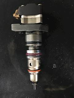 Reman 2002 International DT466E diesel Engine Fuel Injector P# 1831551C1