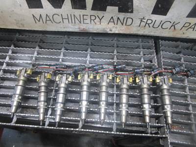 (GOOD USED) International VT365 (6.0L) Diesel Engine Fuel Injector (SOLD INDIVIDUALLY) P# 1878284C91