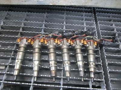 (GOOD USED) International VT365 (6.0L) Diesel Engine Fuel Injector (SOLD INDIVIDUALLY) P# 1843481C94