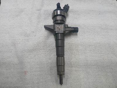 2011 2012 2013 2014 2015 2016 Isuzu 4JJ1 Diesel Engine Fuel Injector 0445120213 21102