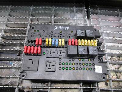 (GOOD USED) Thomas Built SCHOOL BUS Fuse Relay Panel OEM-Part# 52005370A