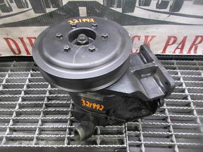 (GOOD USED) International MaxxForce Diesel Engine Hydraulic Pump 3832590C91