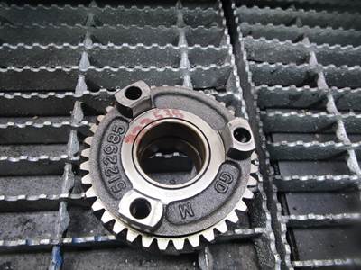 (GOOD USED) Detroit Diesel Engine Gear OEM-Part# 5122985