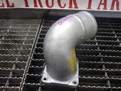 (GOOD USED) International DT466E Turbo Intake Elbow