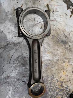 1980 Caterpillar 3208 Diesel Engine Connecting Rod OEM P# 1W2258