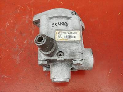 LUK Hydraulic Power Steering Pump LF73C Part# 2106820, 135 Bar, 61-280088