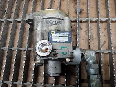LUK Hydraulic Power Steering Pump LF73C Part# 2106820, 135 Bar, 61-280088