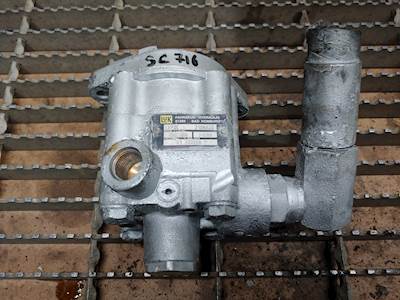 LUK Hydraulic Power Steering Pump LF73C Part# 2106820, 135 Bar, 61-280088