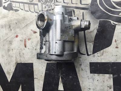LUK Hydraulic Power Steering Pump LF73C Part# 2106820, 135 Bar, 61-280088