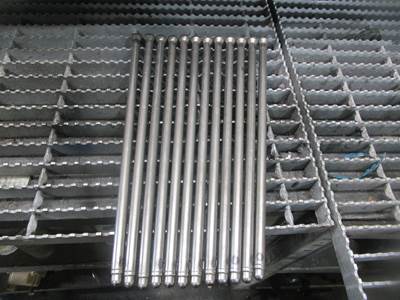 (GOOD USED) Hercules LDT465 Multifuel Engine Push Rod (SOLD INDIVIDUALLY) P# 10889833