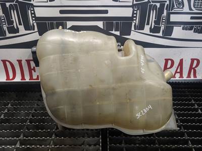(GOOD USED) 2005 International 4300 Radiator Overflow Bottle / Surge Tank