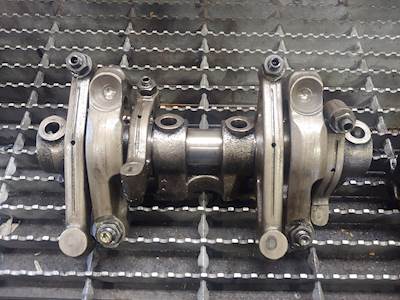 2005 Caterpillar C11 ACERT Diesel Engine Rocker Arm Assembly 240-8307 241-0372 240-4756 242-7416