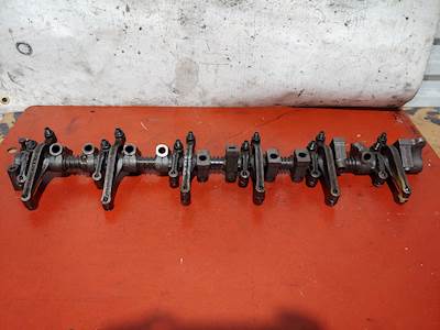2004 Caterpillar C7 Rocker Arm Assembly OEM P# 138-8403, 153-8468, 235-5527, 153-8471