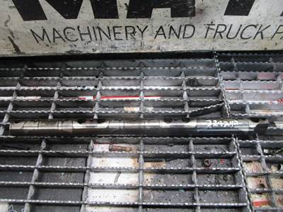 (GOOD USED) Cummins ISX Diesel Engine Rocker Arm Shaft OEM-Part# 3683310