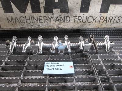 (GOOD USED) Mercedes-Benz OM904LA Rocker Arm Assembly OEM