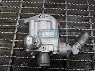 INTERNATIONAL DT466E, LUK Hydraulic Power Steering Pump LF73C Part# 2005337C91 2107611 163 BAR