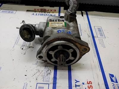 INTERNATIONAL DT466E, LUK Hydraulic Power Steering Pump LF73C Part# 2005337C91 2107611 163 BAR